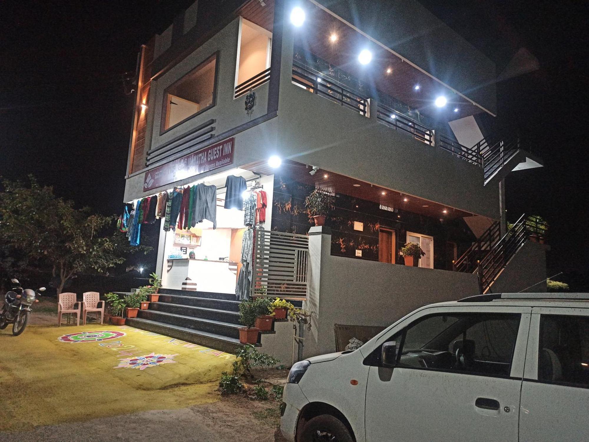 האמפי Mamatha Guest Inn מראה חיצוני תמונה
